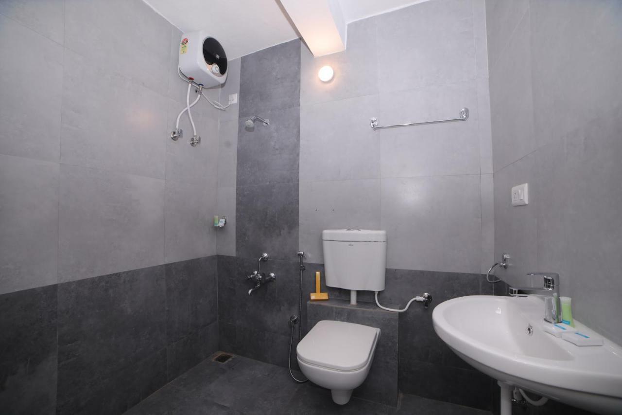 Homestay The Base